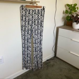 Volcom Stretch Bell Bottoms